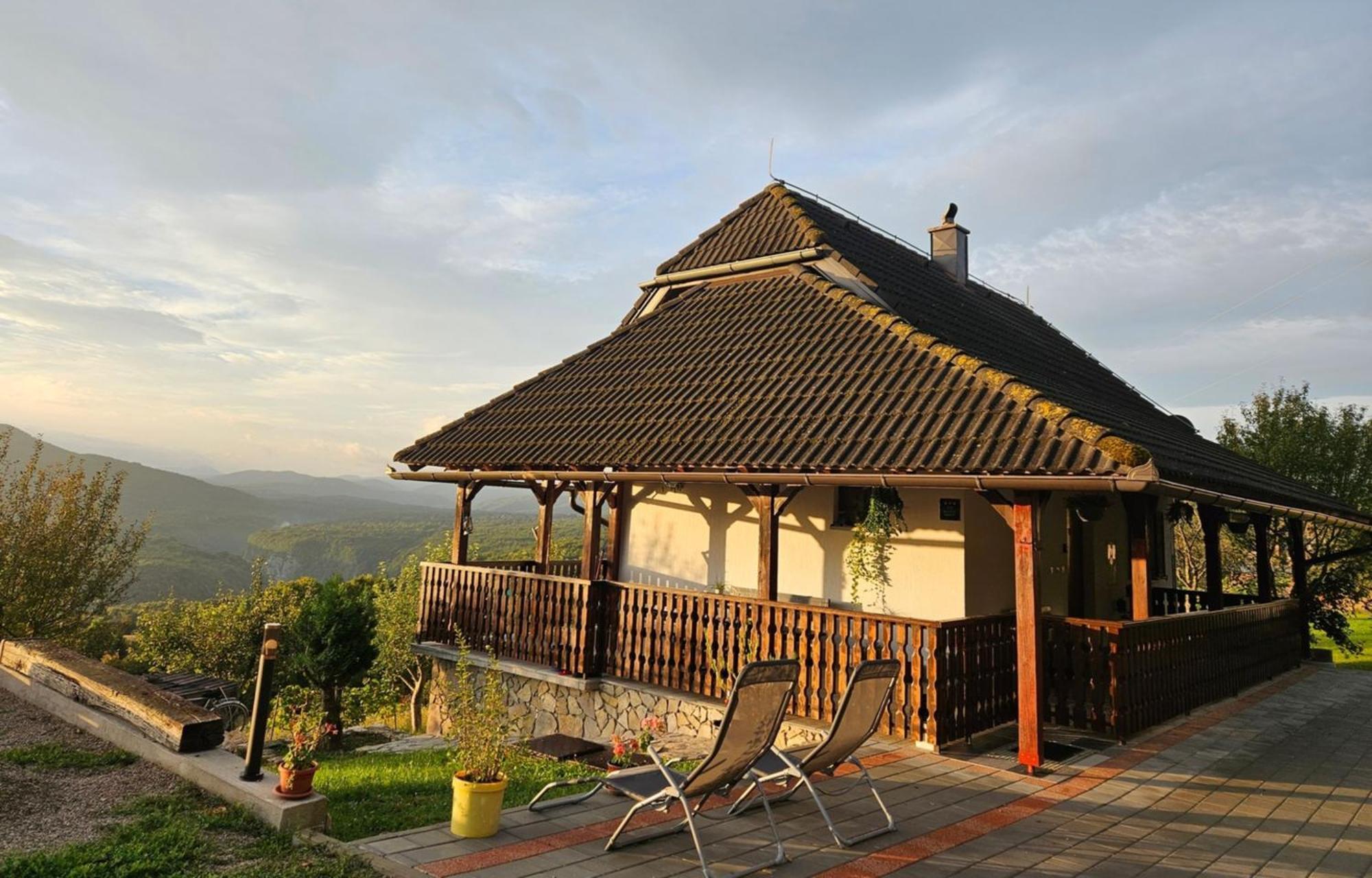Cozy House Zivko With Balcony Vila Plitvička Jezera Exterior foto